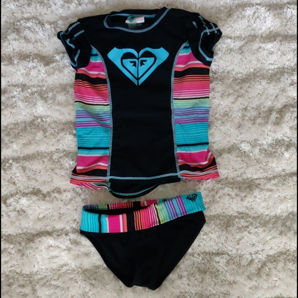 Roxy Other - EUC Girls Roxy short sleeve rashguard bikini